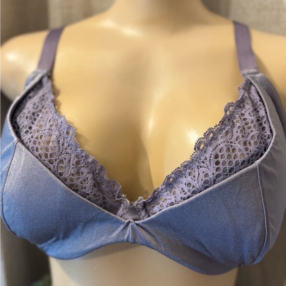 Cacique Lavender Lace Detail Bra - Picture 1 of 9